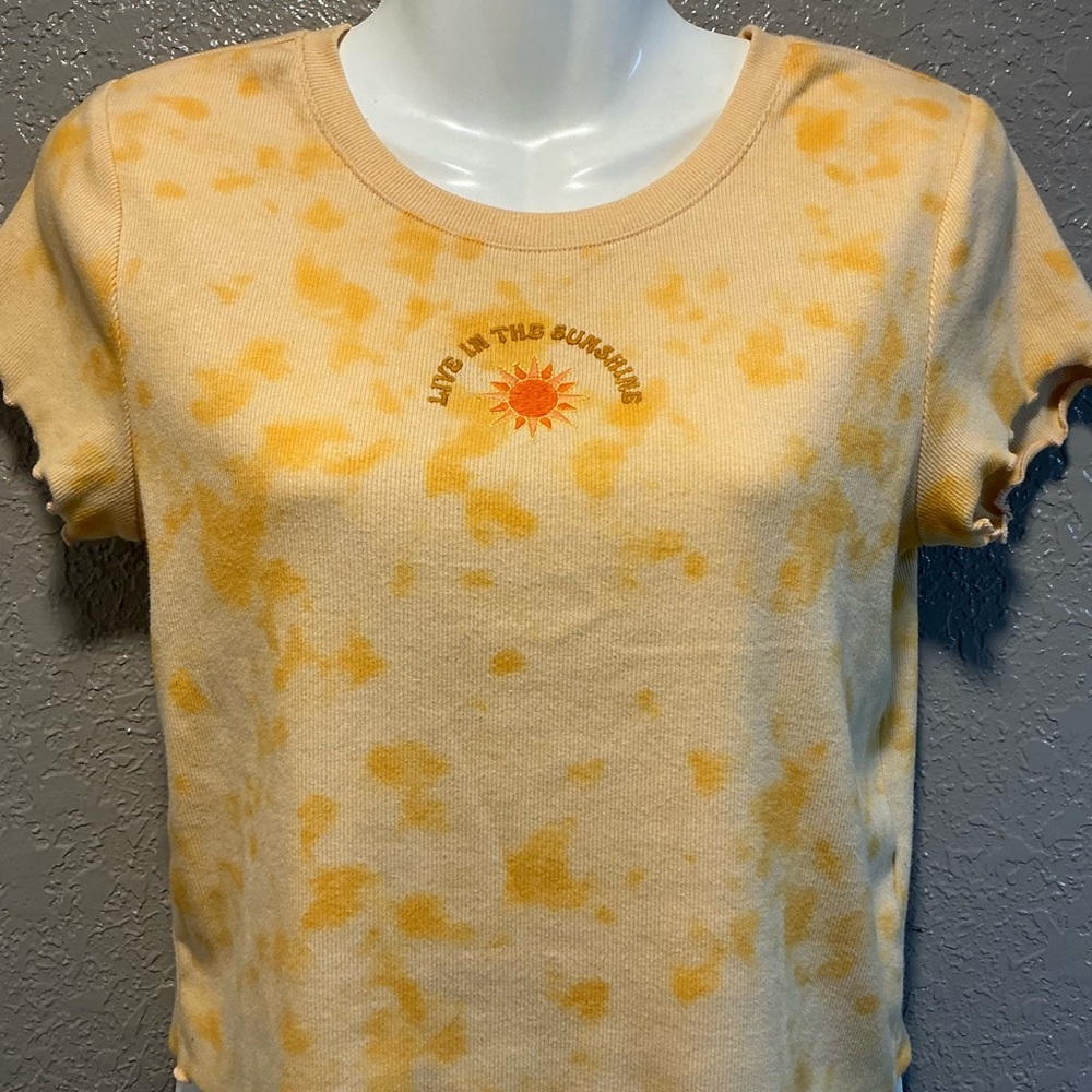 Arizona Jean Company Yellow Tie-Dye Crop Top